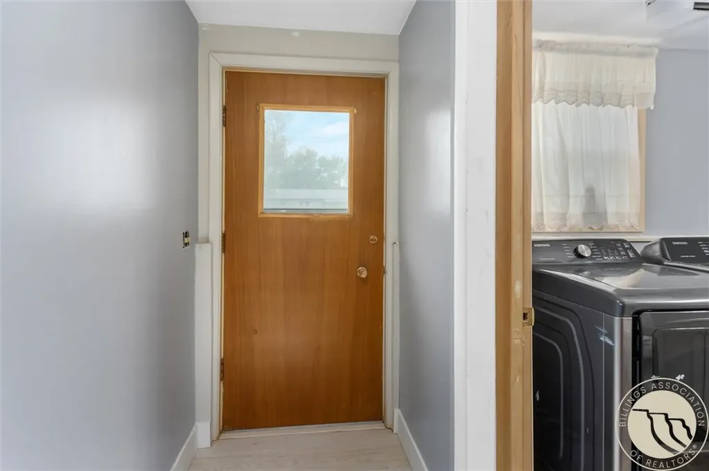 2112 Hoover Avenue Billings MT 59102