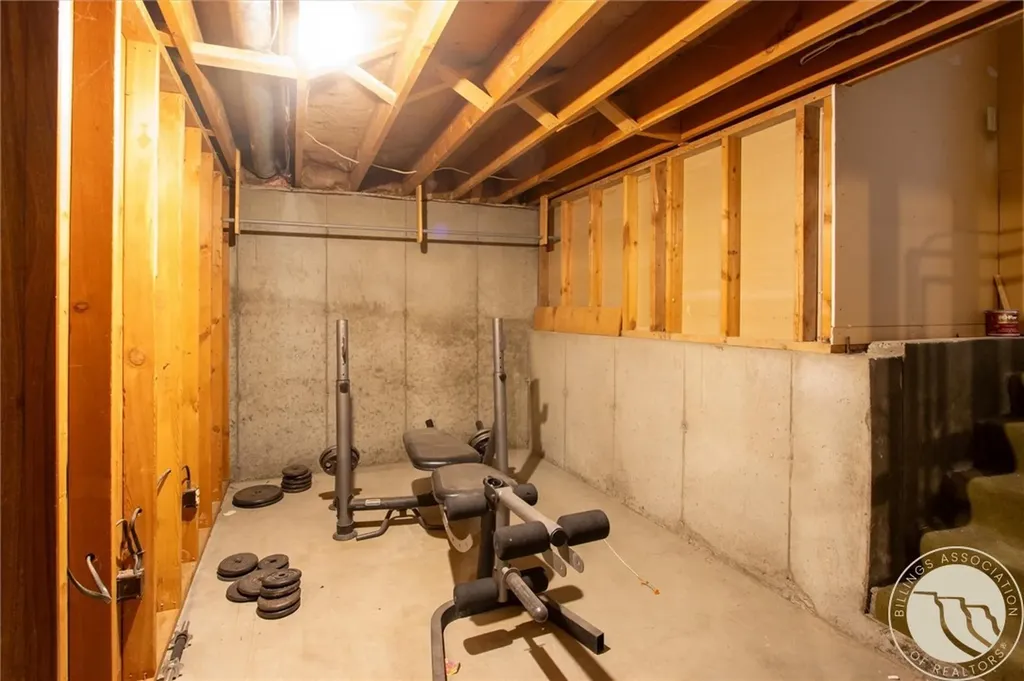 2112 Hoover Avenue Billings MT 59102