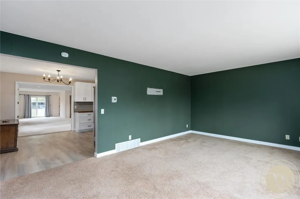 2112 Hoover Avenue Billings MT 59102