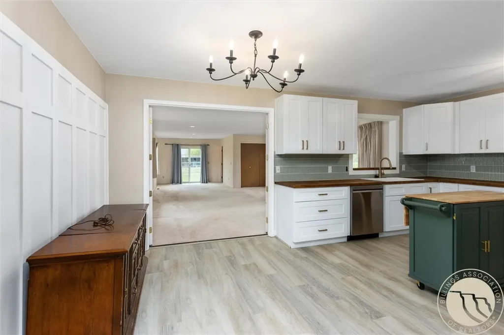 2112 Hoover Avenue Billings MT 59102