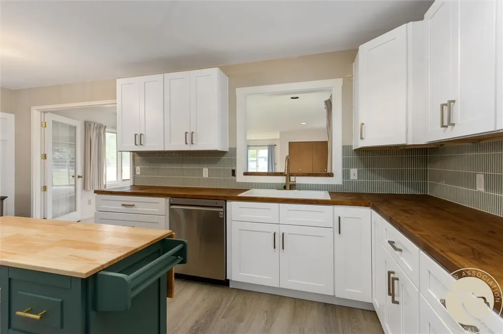 2112 Hoover Avenue Billings MT 59102