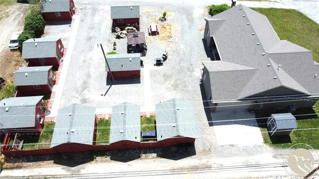 44 W Pike Avenue Columbus MT 59019