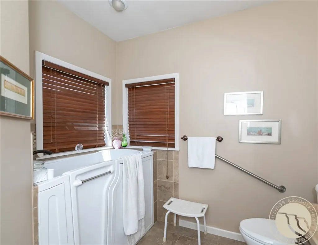 44 W Pike Avenue Columbus MT 59019