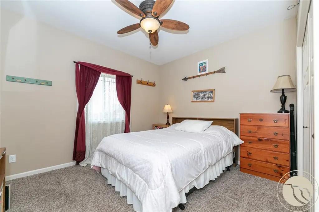 44 W Pike Avenue Columbus MT 59019
