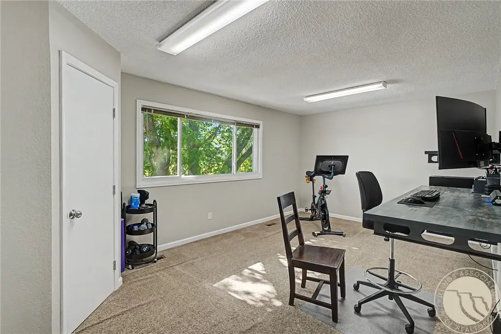 2912 Arnold Palmer Drive Billings MT 59106