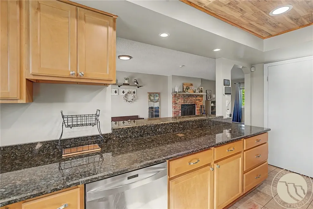 2912 Arnold Palmer Drive Billings MT 59106