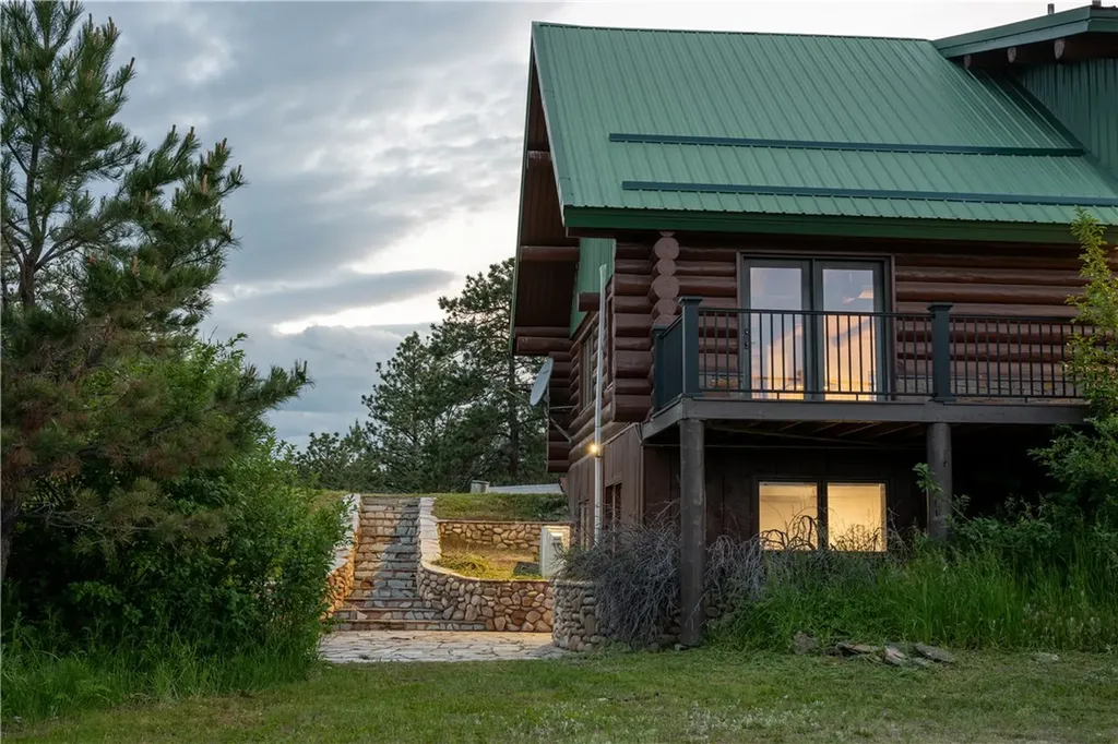 109 Ortiz Road Columbus MT 59019