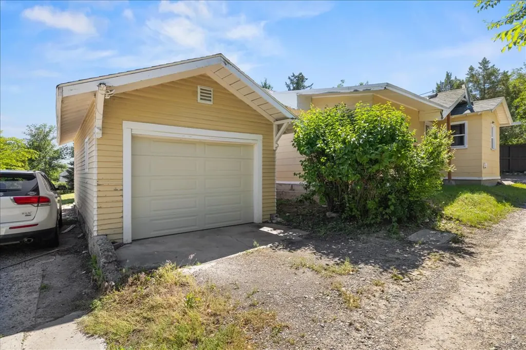 743 Burlington Avenue Billings MT 59101