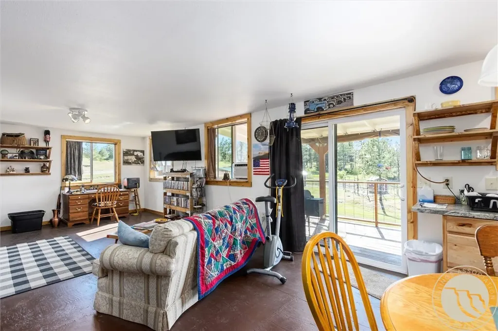 55 Loop Road Roundup MT 59072