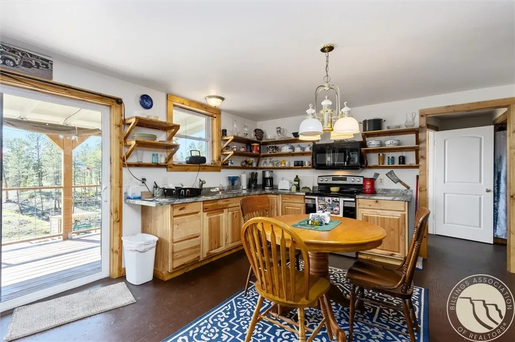 55 Loop Road Roundup MT 59072