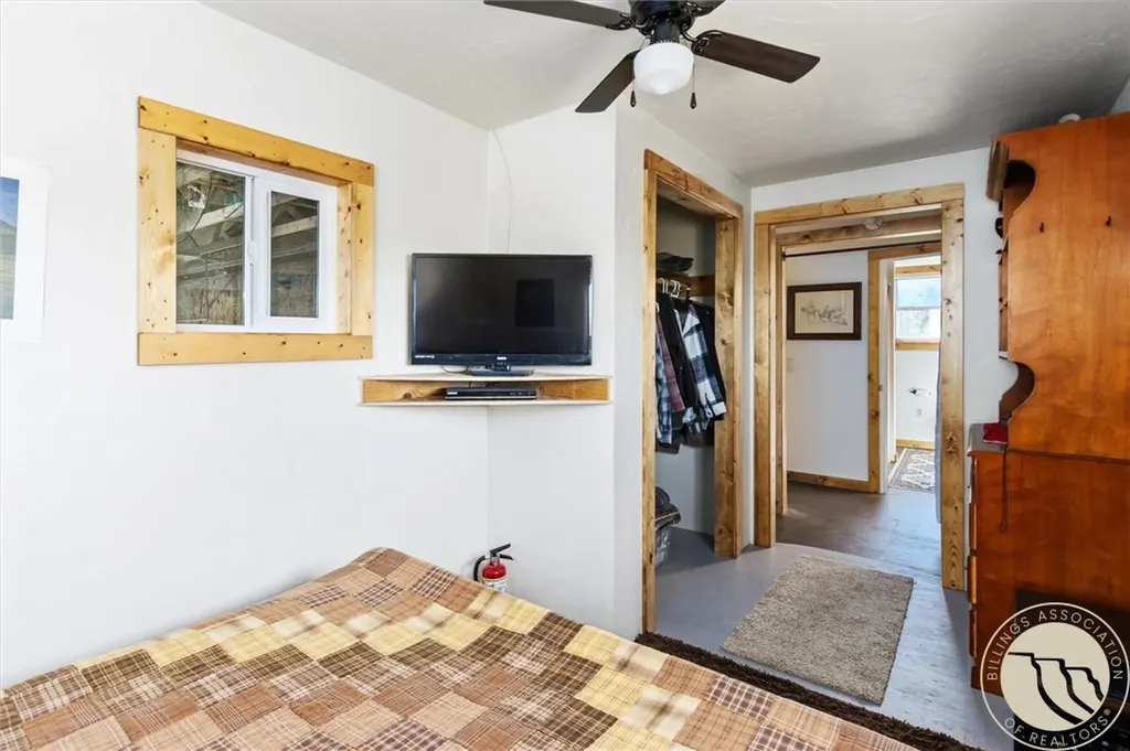 55 Loop Road Roundup MT 59072
