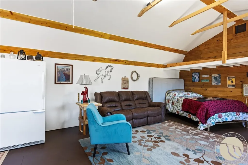 55 Loop Road Roundup MT 59072
