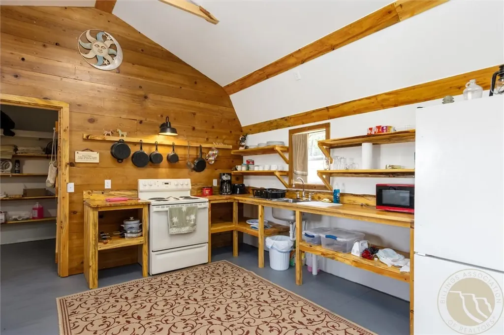 55 Loop Road Roundup MT 59072