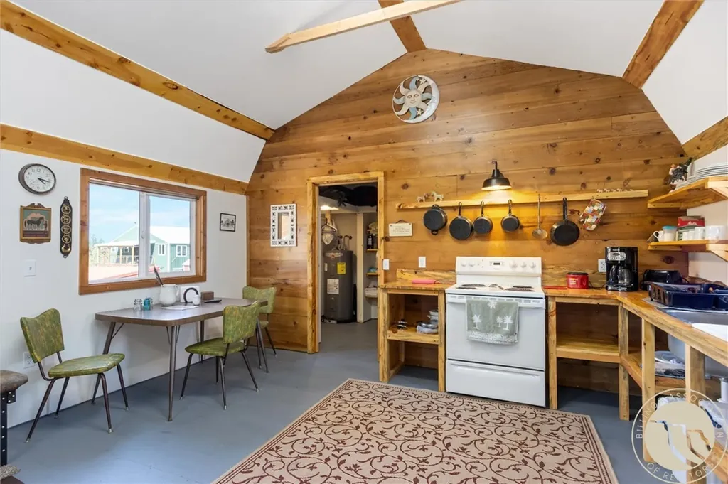 55 Loop Road Roundup MT 59072