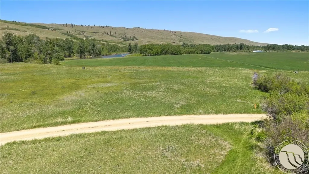Lot 5 Black Butte Ranch Sub Roscoe MT 59071