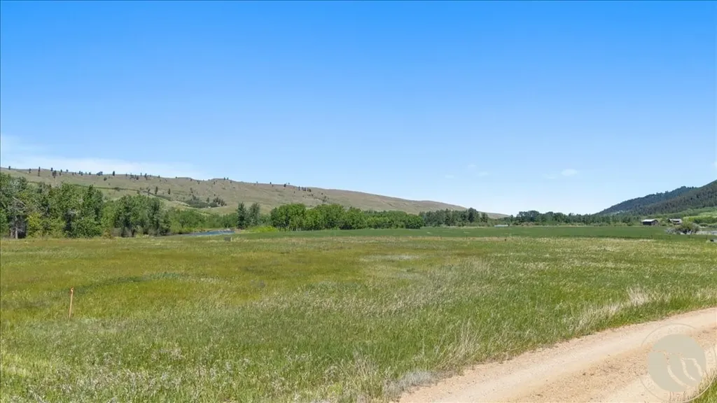 Lot 5 Black Butte Ranch Sub Roscoe MT 59071