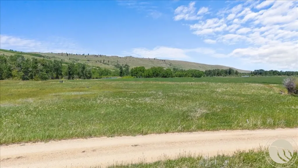 Lot 5 Black Butte Ranch Sub Roscoe MT 59071