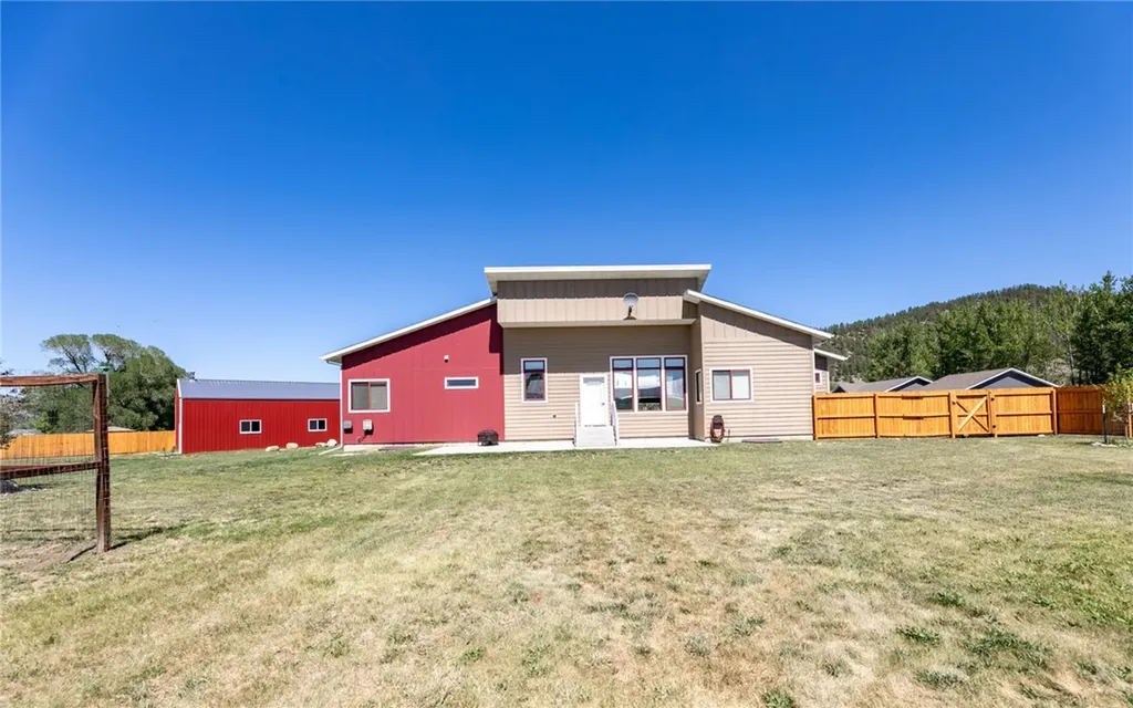 8 Culbertson Lane Columbus MT 59019