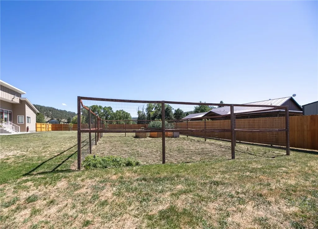 8 Culbertson Lane Columbus MT 59019