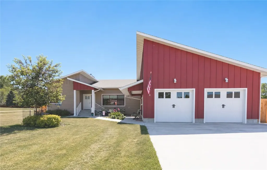 8 Culbertson Lane Columbus MT 59019