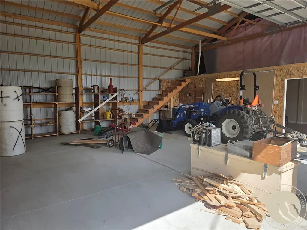 17 Grassland Way Roundup MT 59072