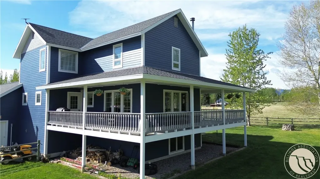 7543 Us Highway 212 Roberts MT 59070