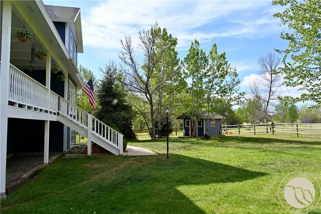 7543 Us Highway 212 Roberts MT 59070
