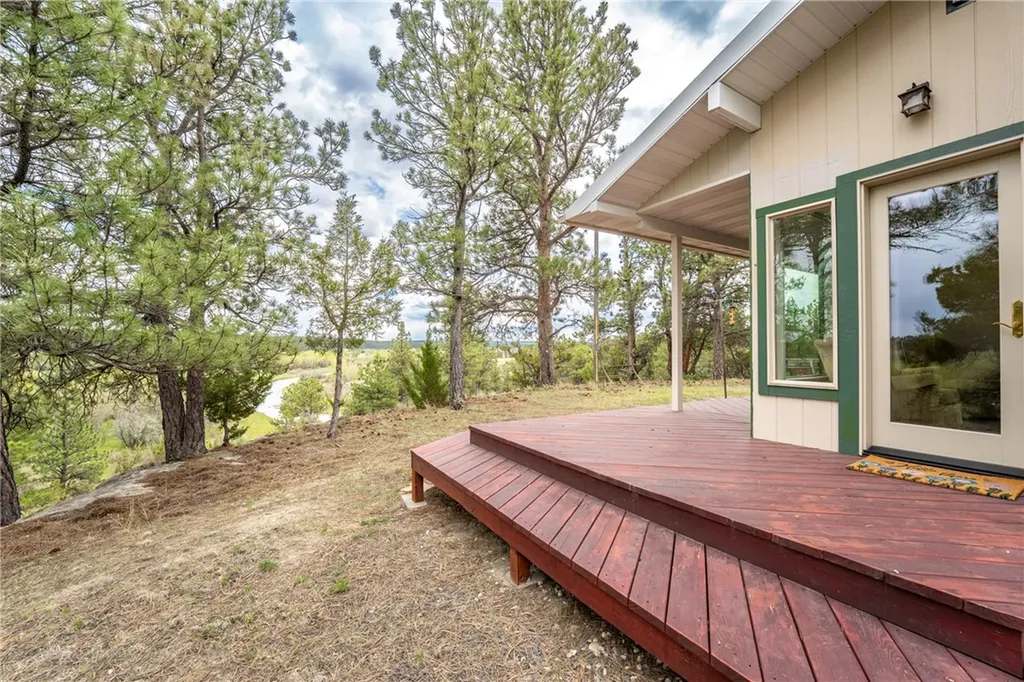 322 Bundy Road Lavina MT 59046