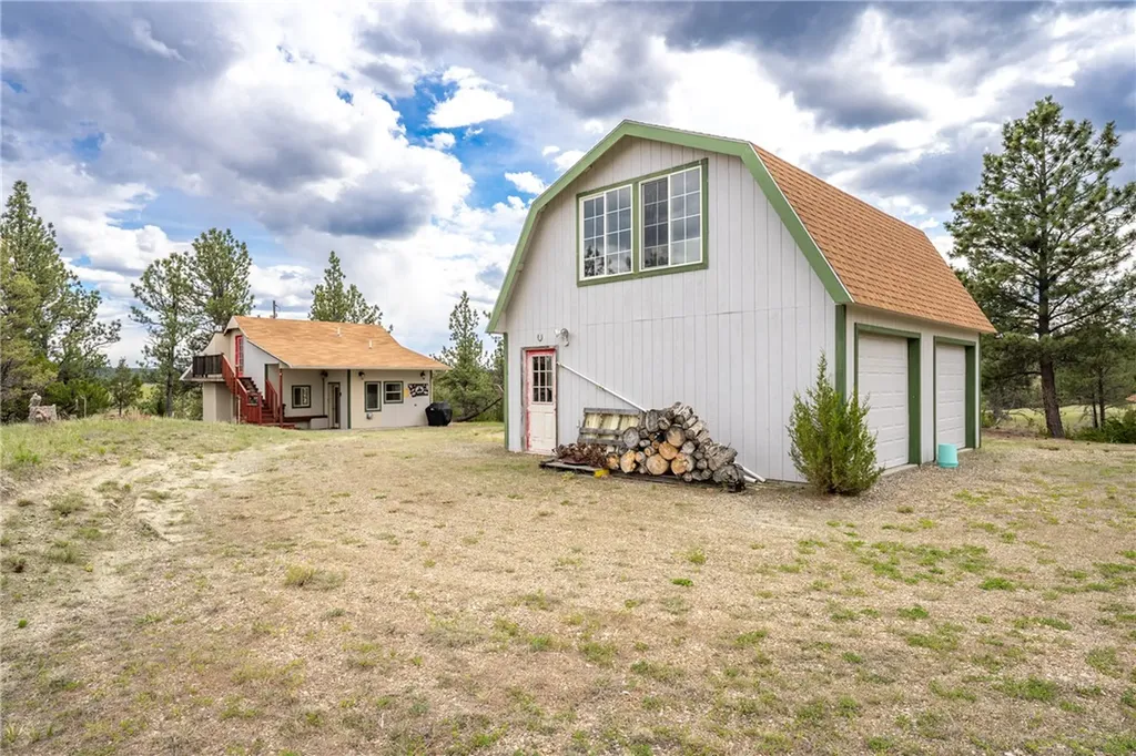 322 Bundy Road Lavina MT 59046