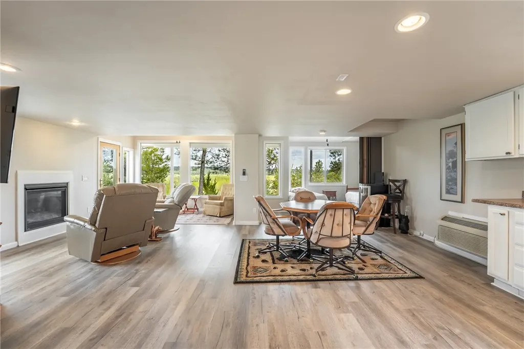 322 Bundy Road Lavina MT 59046