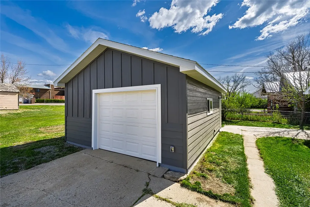 704 2nd Street NW Harlowton MT 59036