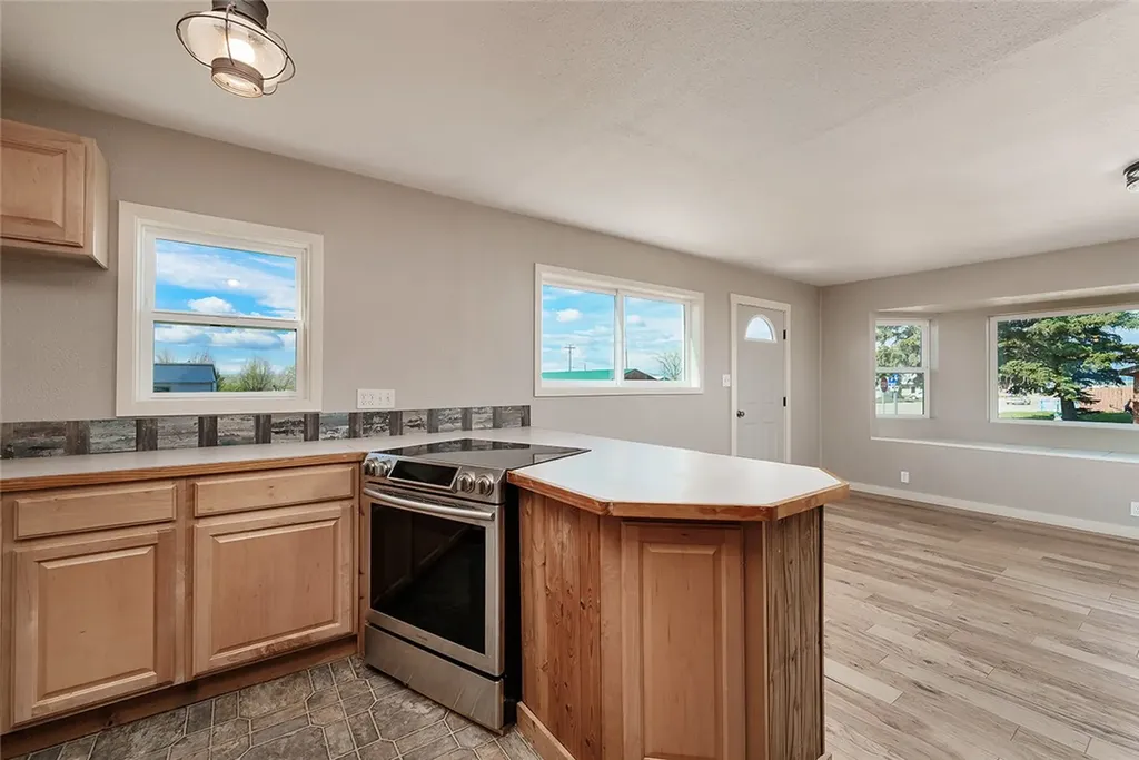 704 2nd Street NW Harlowton MT 59036