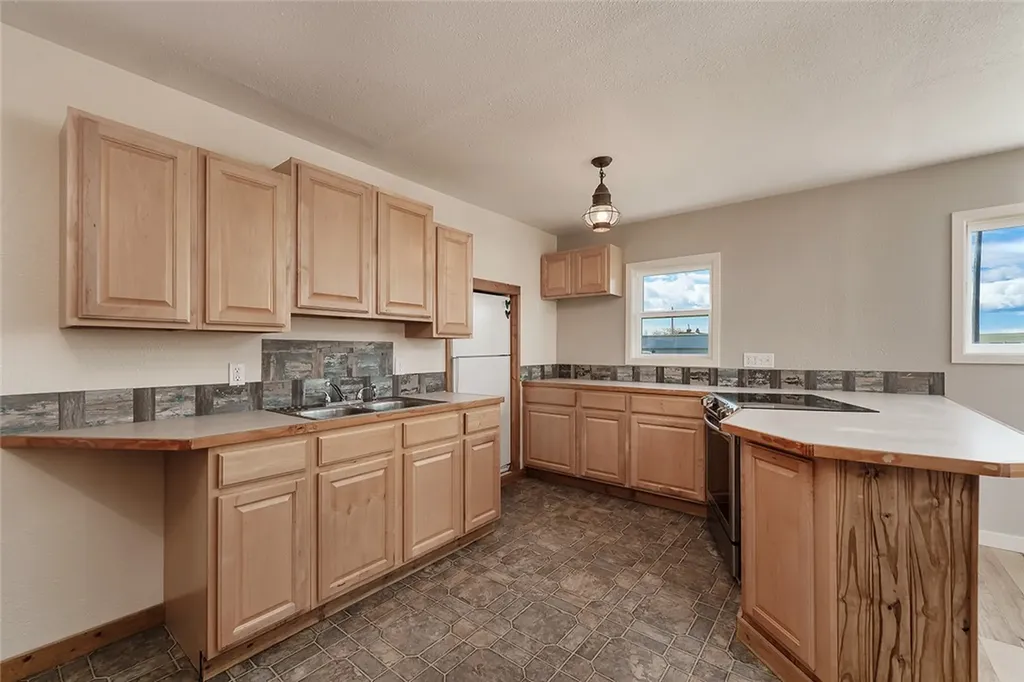 704 2nd Street NW Harlowton MT 59036