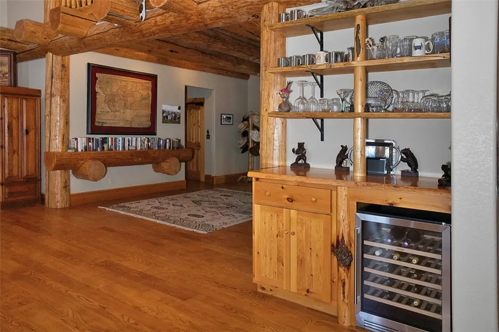 24 E Sheep Mountain Road Red Lodge MT 59068