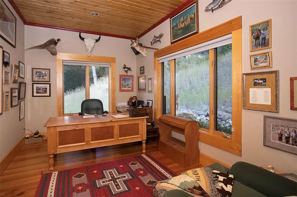 24 E Sheep Mountain Road Red Lodge MT 59068