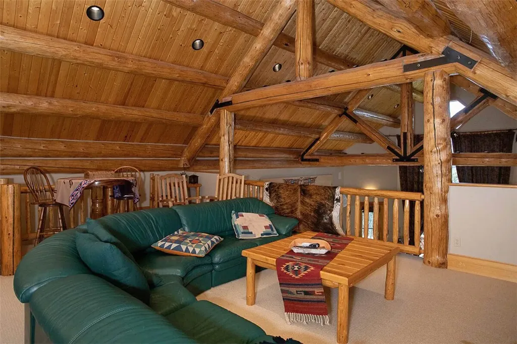 24 E Sheep Mountain Road Red Lodge MT 59068