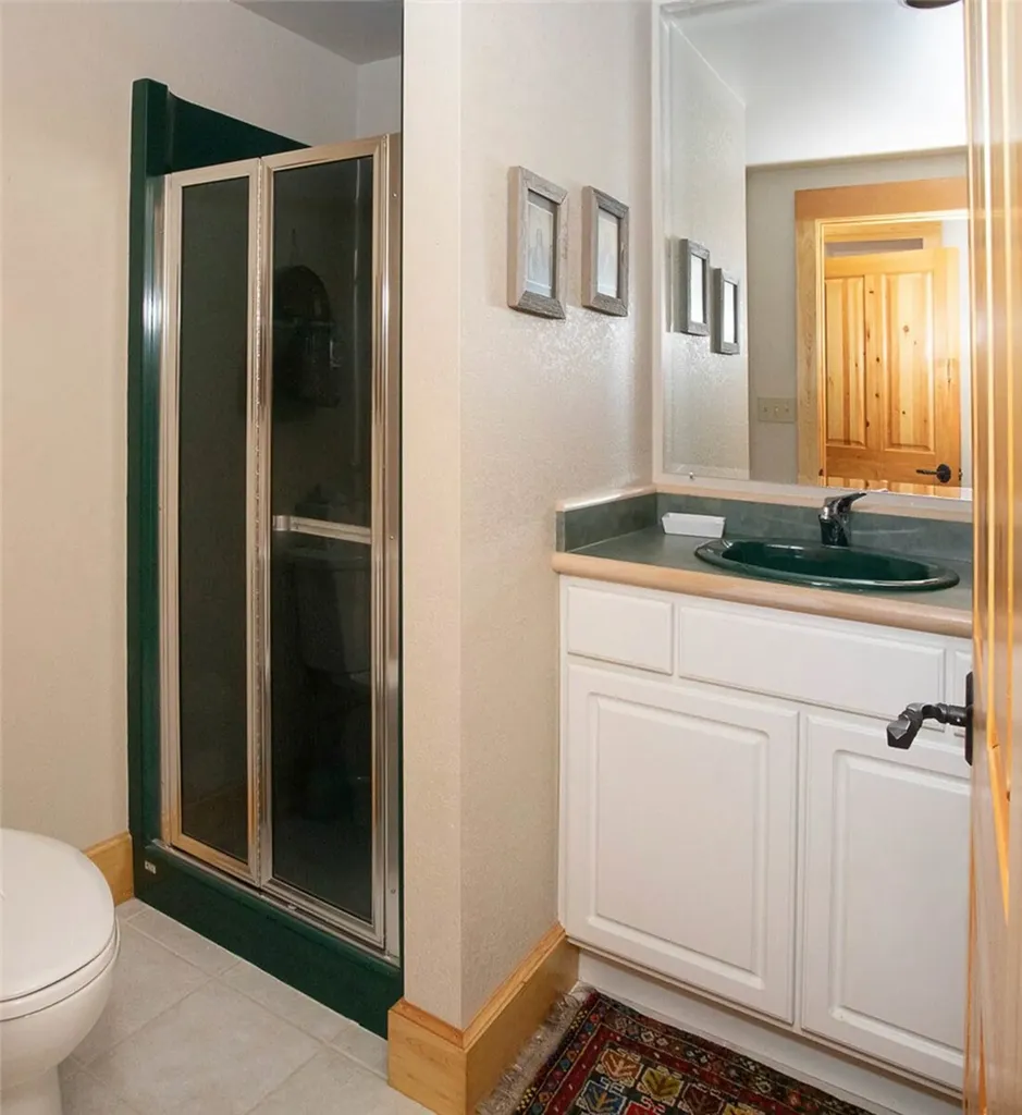 24 E Sheep Mountain Road Red Lodge MT 59068