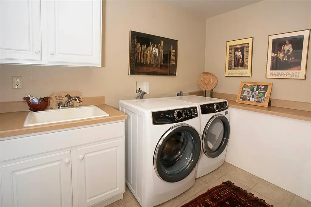 24 E Sheep Mountain Road Red Lodge MT 59068