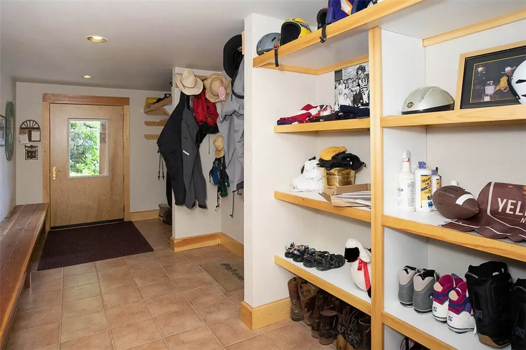 24 E Sheep Mountain Road Red Lodge MT 59068