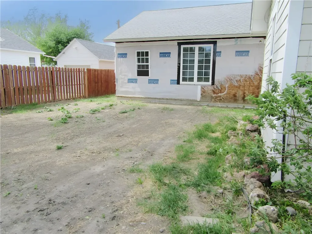 121 Peritse Avenue Huntley MT 59037