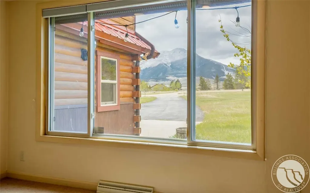 12 Comanche Trail Red Lodge MT 59068