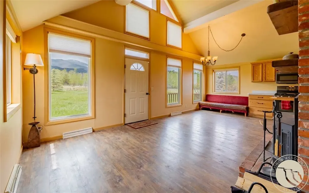 12 Comanche Trail Red Lodge MT 59068