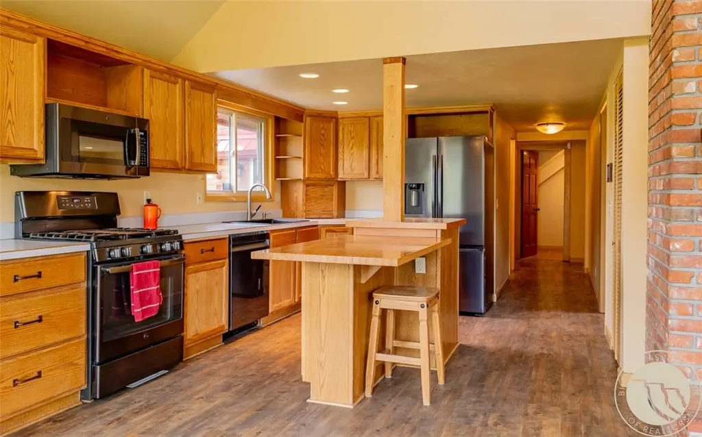 12 Comanche Trail Red Lodge MT 59068
