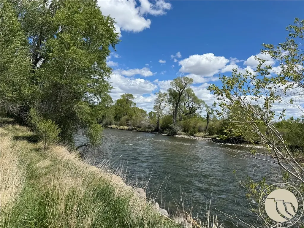 3 Fishing Hole Drive Big Timber MT 59011