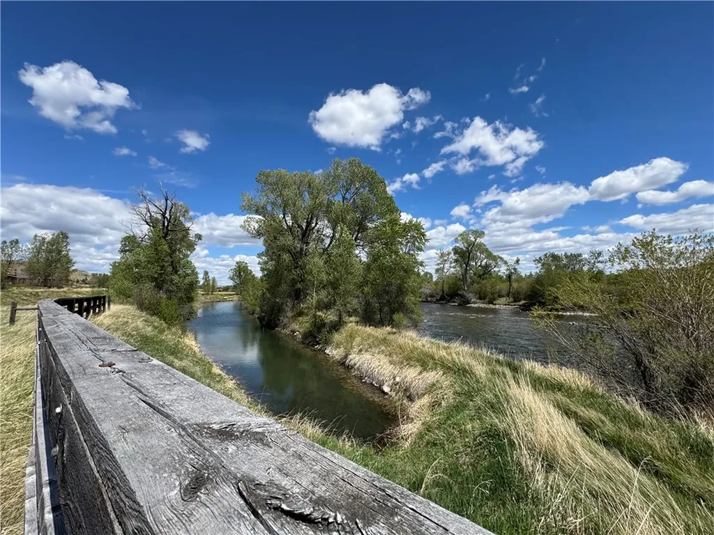 3 Fishing Hole Drive Big Timber MT 59011