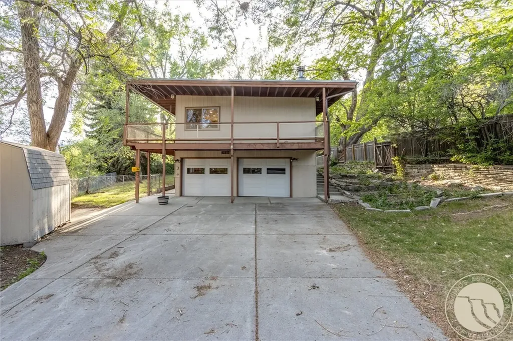 3030 Smokey Lane Billings MT 59102