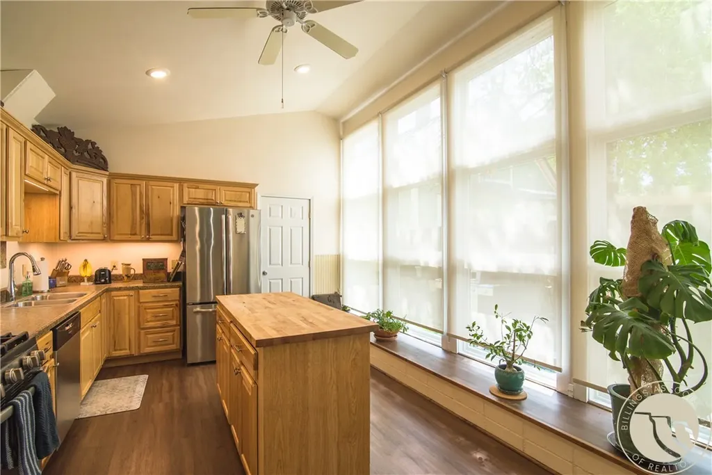 215 Broadway S Red Lodge MT 59068