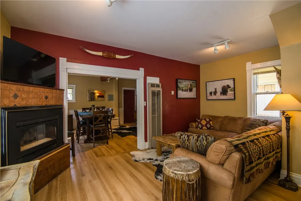 215 Broadway S Red Lodge MT 59068