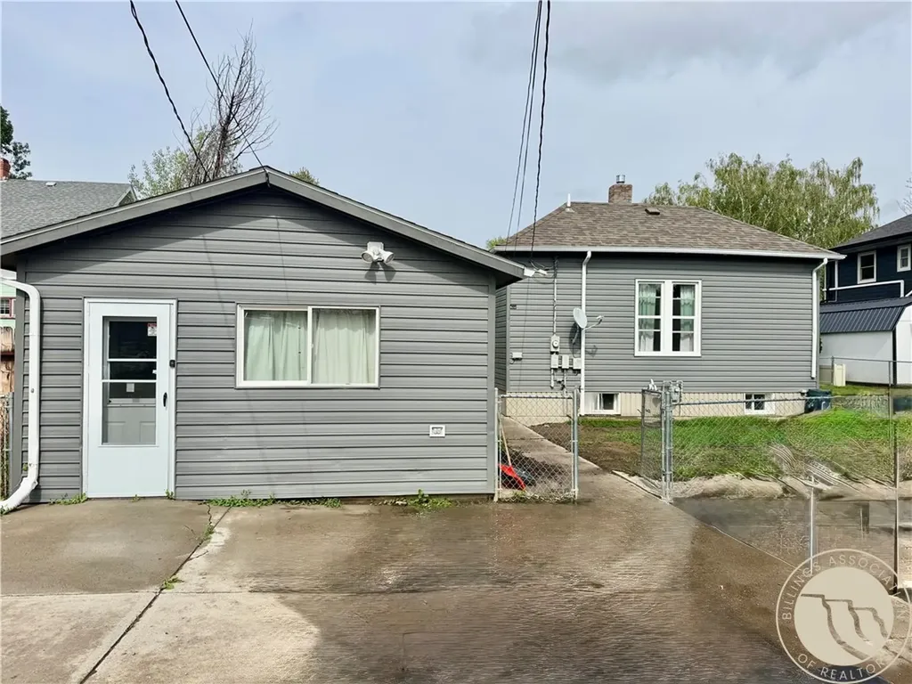 242 N 13th Avenue Forsyth MT 59327