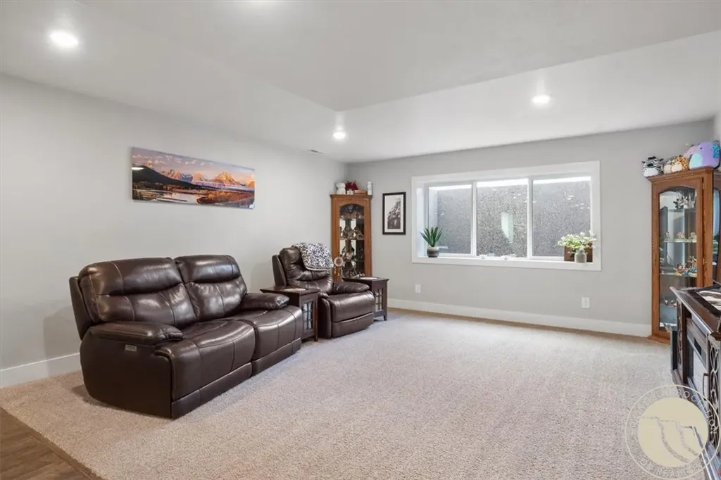 3755 Winter Drive Billings MT 59101